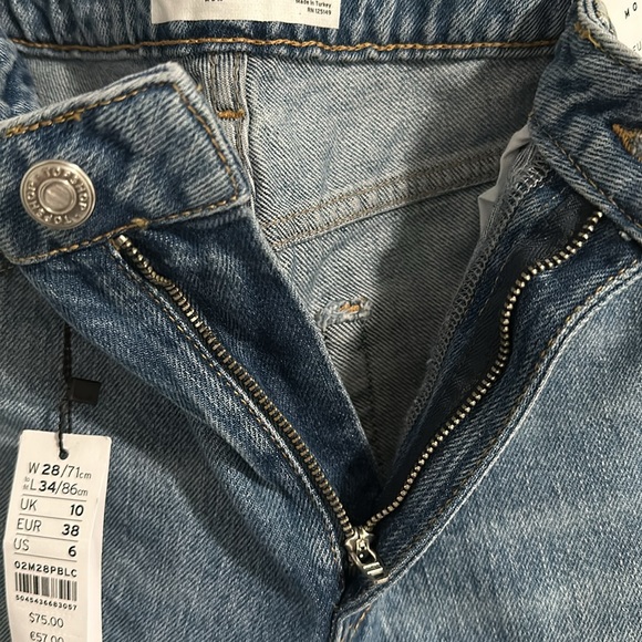 NWT TopShop Mom High Waisted Tapered Leg Jeans - Picture 11 of 15